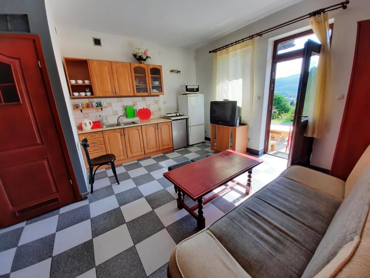 Noclegi W Ksiegarni Bielsko-Biała Exterior photo
